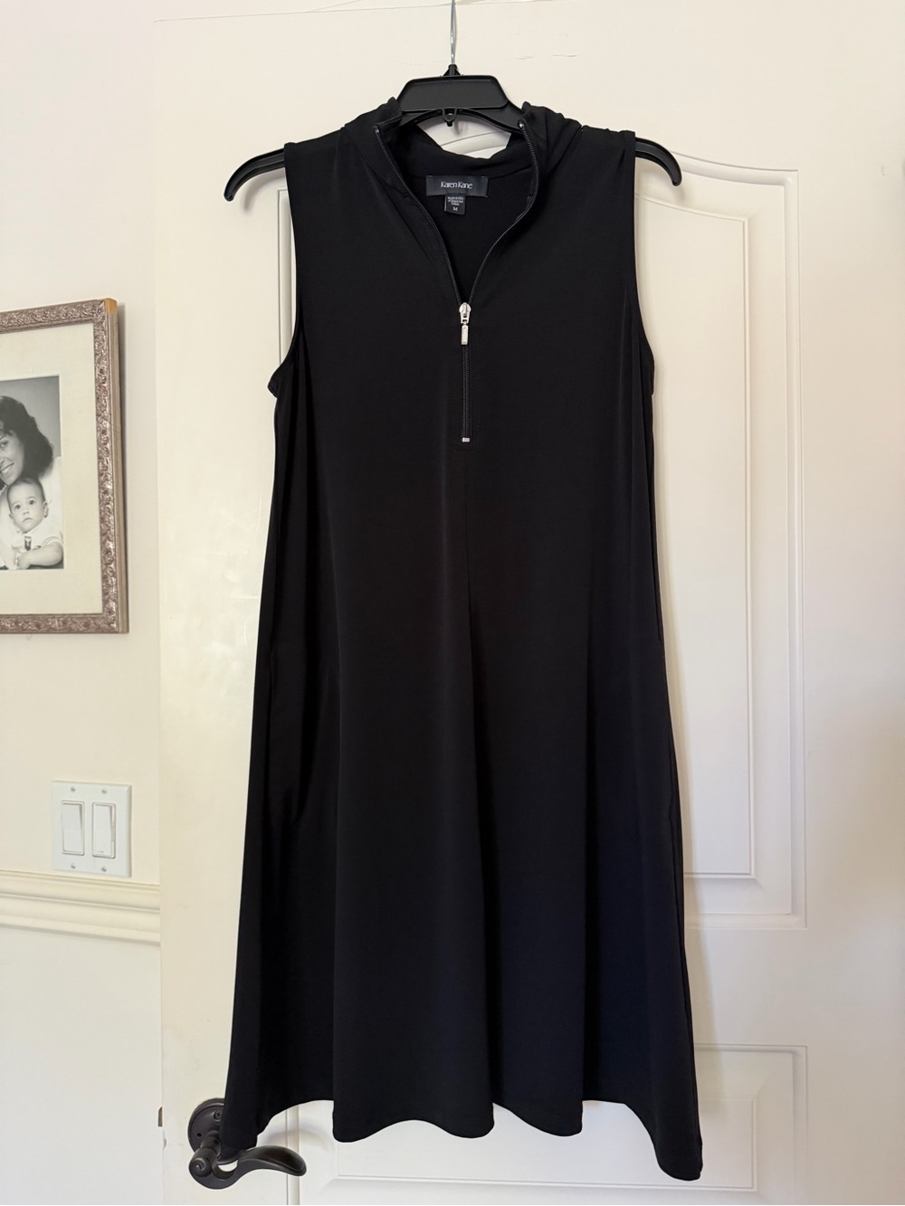 Karen Kane Black Sleeveless half Zip-Front A-Line polyester Dress M